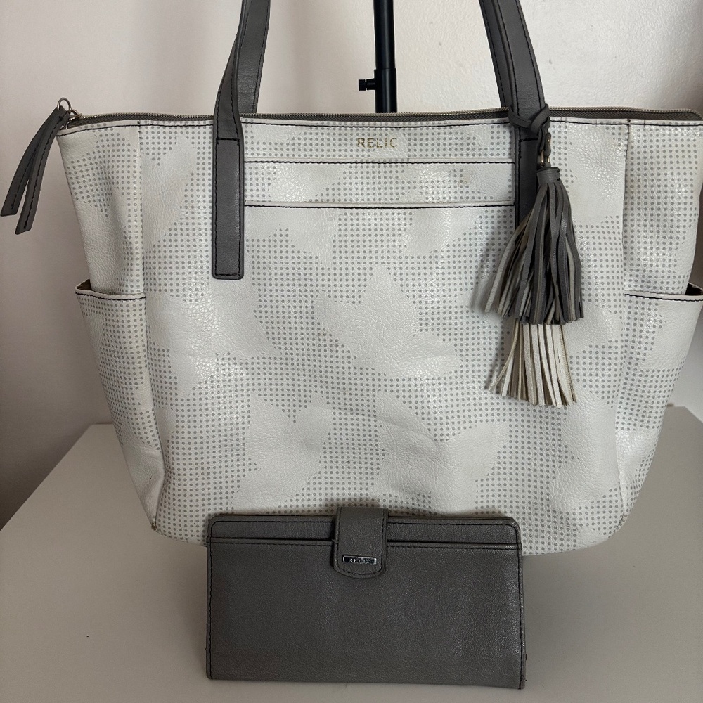 Relic dotted butterfly tote bag and wallet